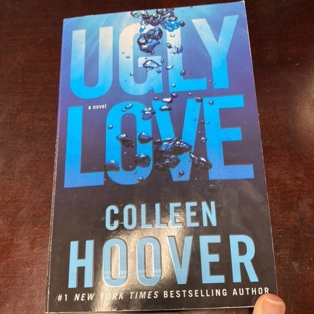 Ugly Love by Colleen Hoover